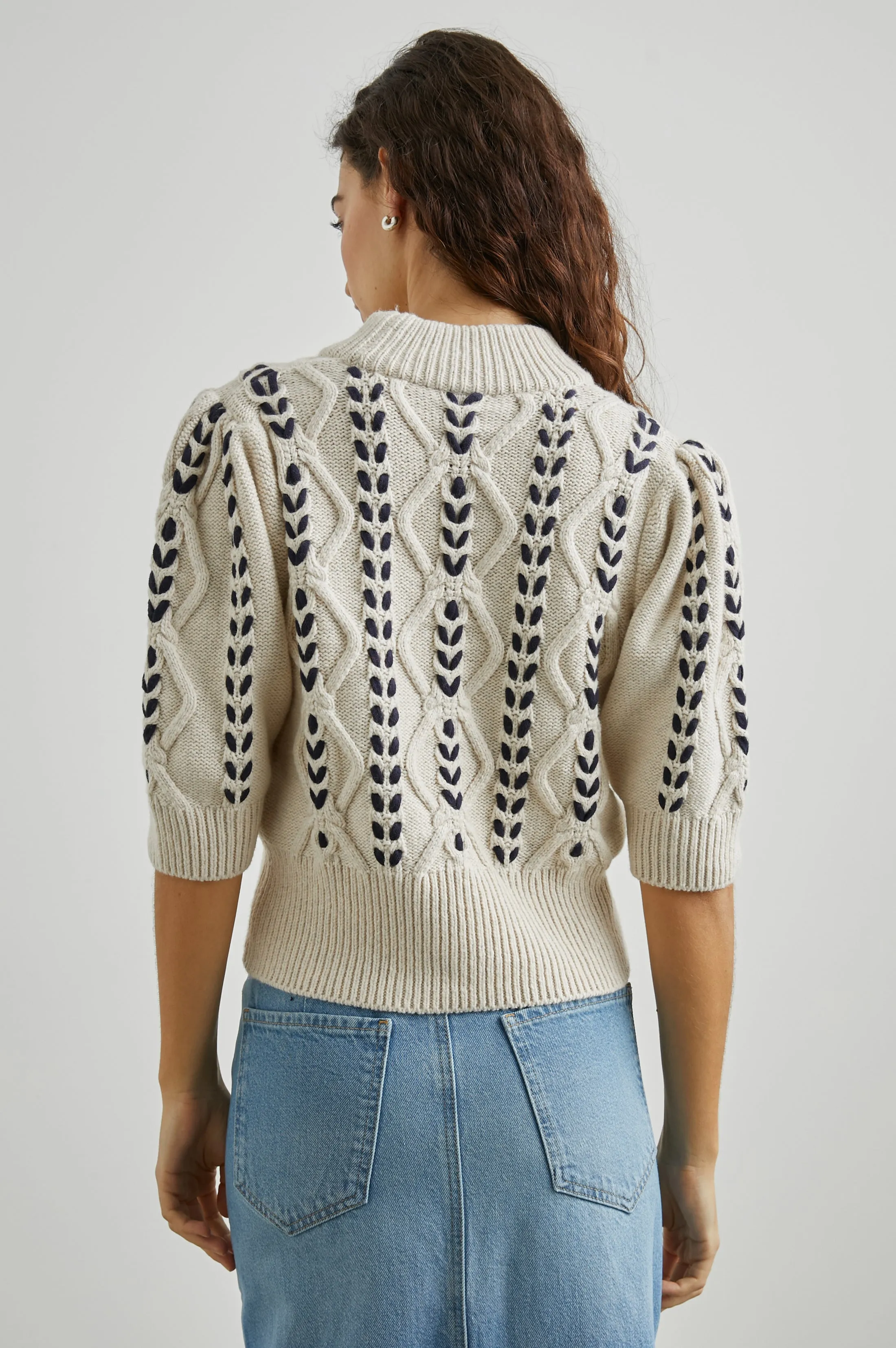 ADDY SWEATER - OATMEAL NAVY CABLES