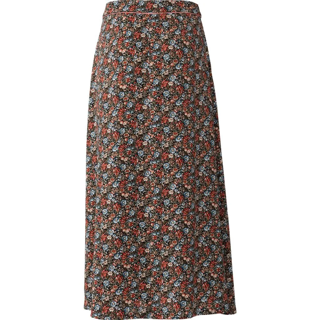 Burda Style Pattern B6252 Misses' Skirts, Front Fastening, Mini or Midi Length with Pocket Variations