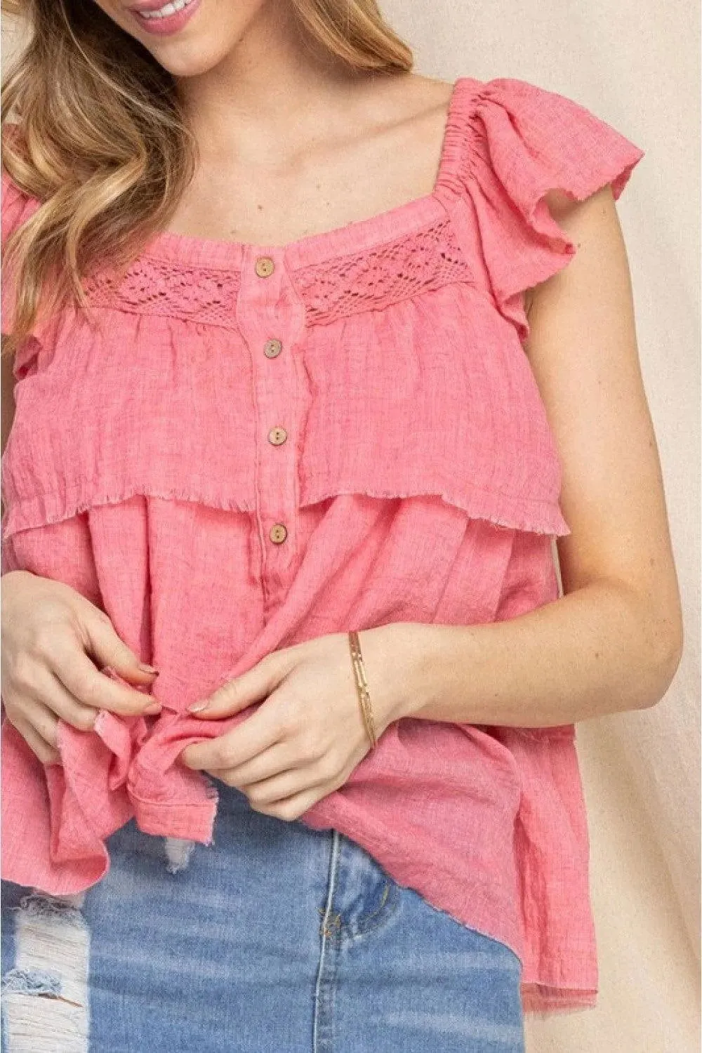 Buttoned Ruffled Top Strawberry