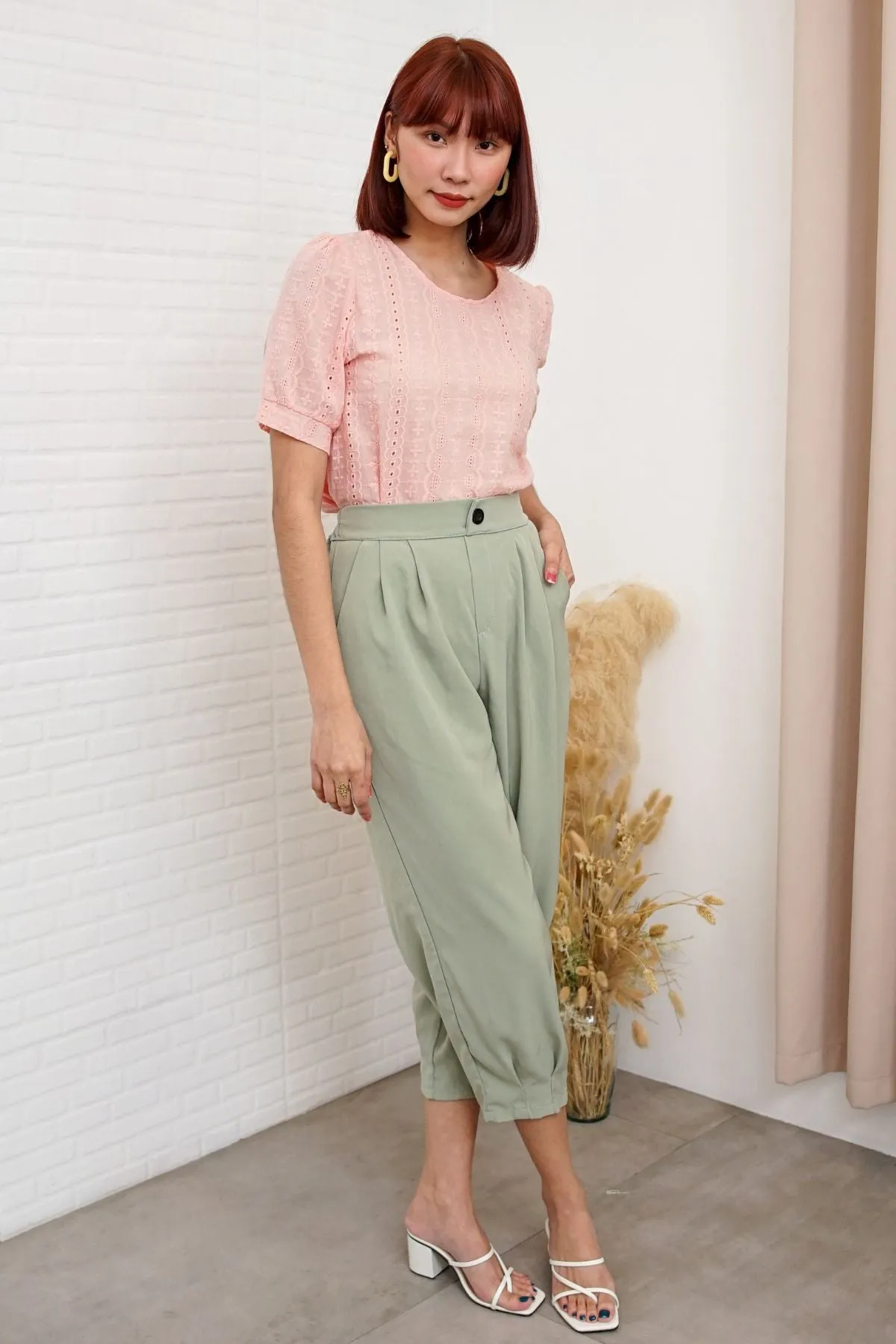 CHARLEE Puff-Sleeve Eyelet Top (Peach)