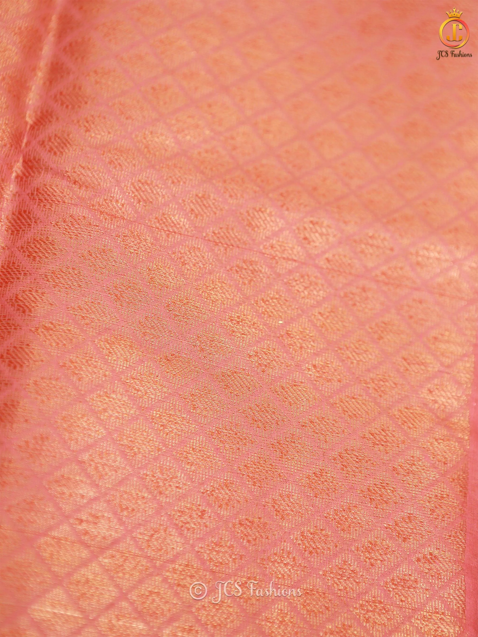 Exquisite Soft Silk Cotton Saree With Brocade Blouse