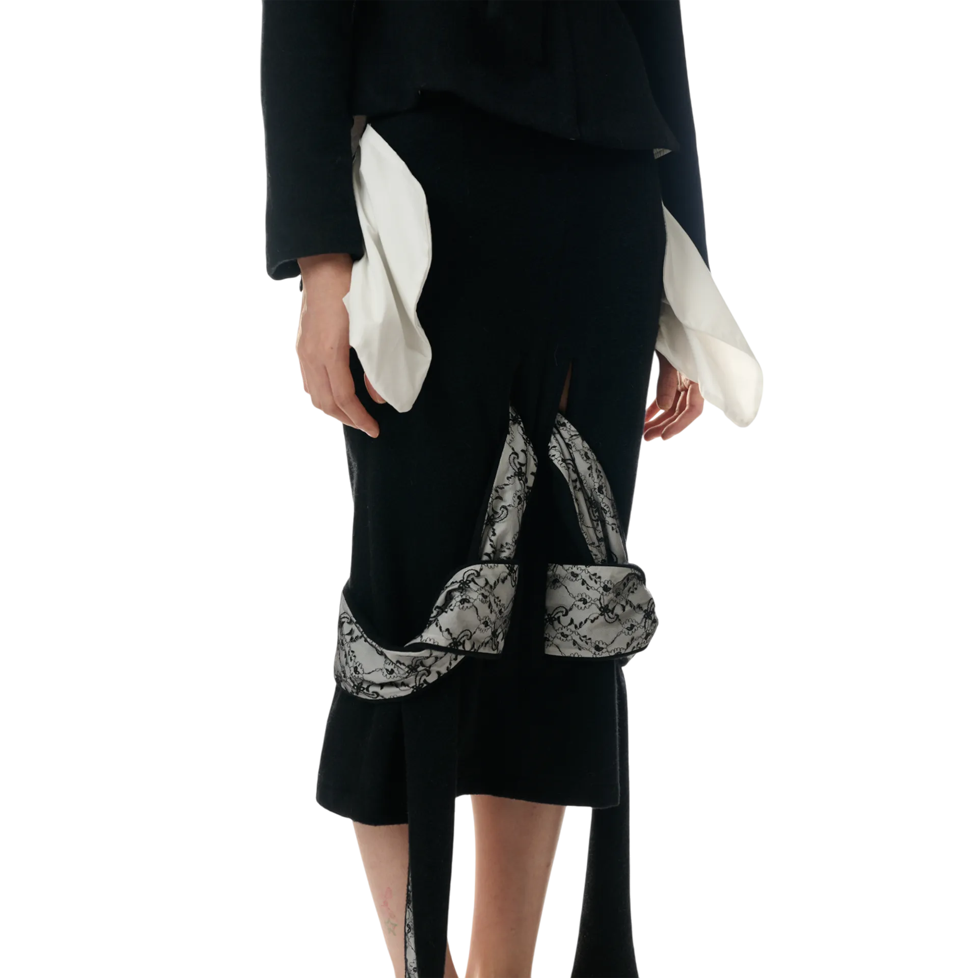 Versatile Wool Skirt with Very Long Straps